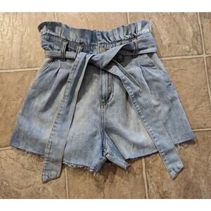 New Blank NYC sz 28 Paperbag Shorts cut off denim blue pleated U4